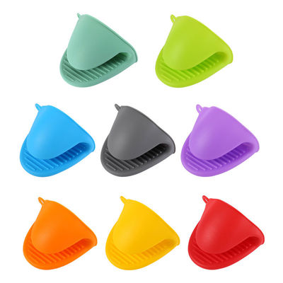 Prodotti da cucina multicolore Clip per guantoni in silicone antiscivolo Guantoni resistenti al calore